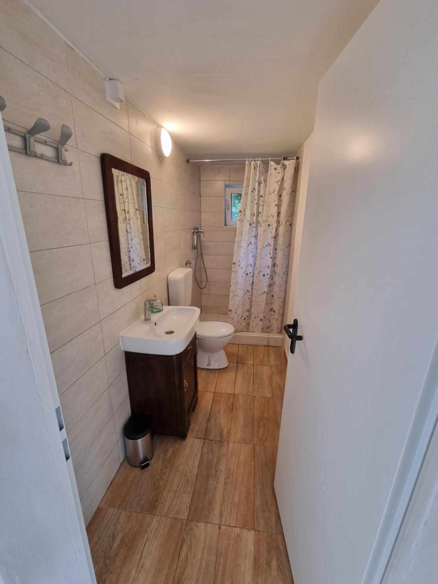 Glamping House ˇvitaˇ トールミン エクステリア 写真